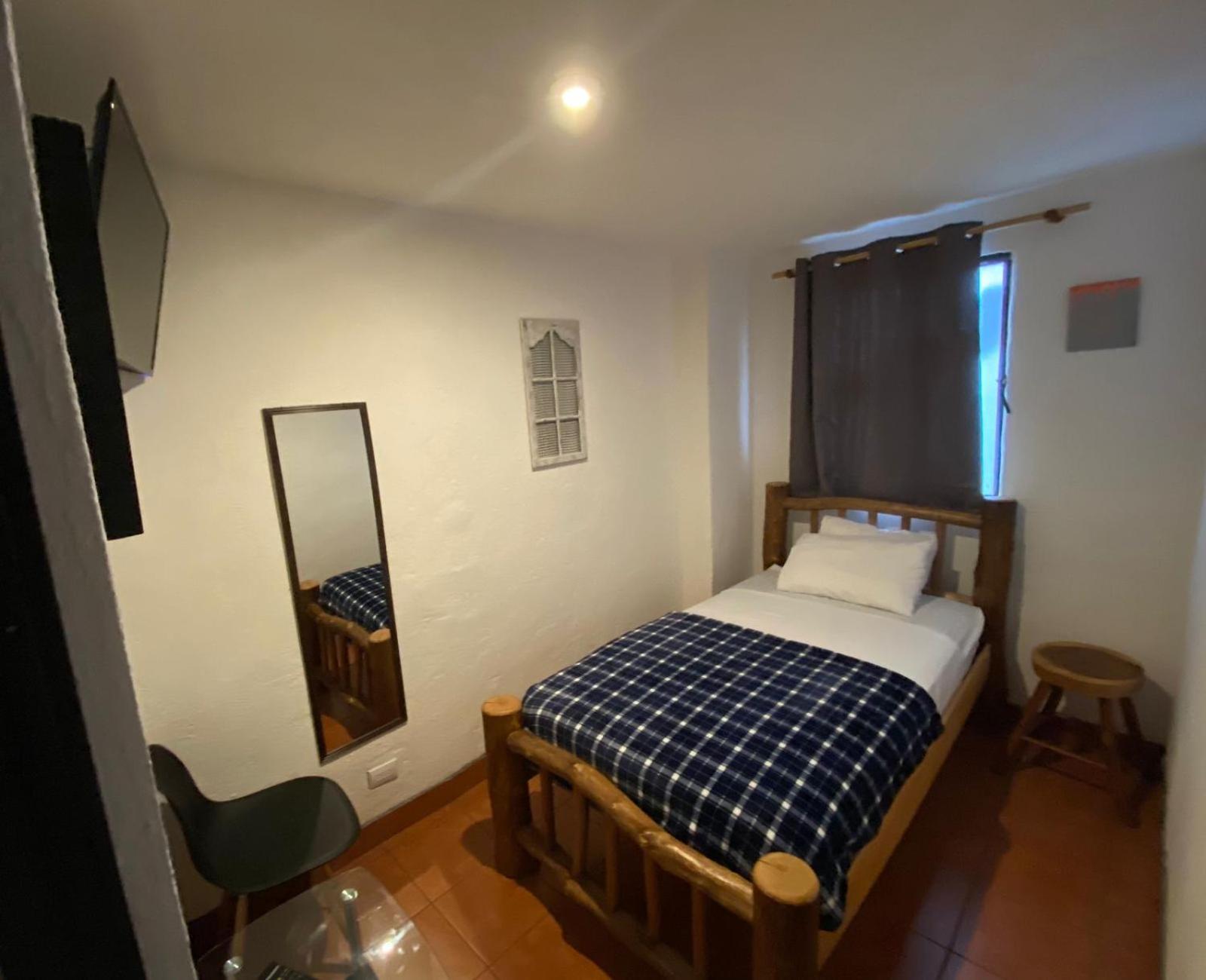 Hostal 17-52 Ciudad Guatemala Eksteriør billede