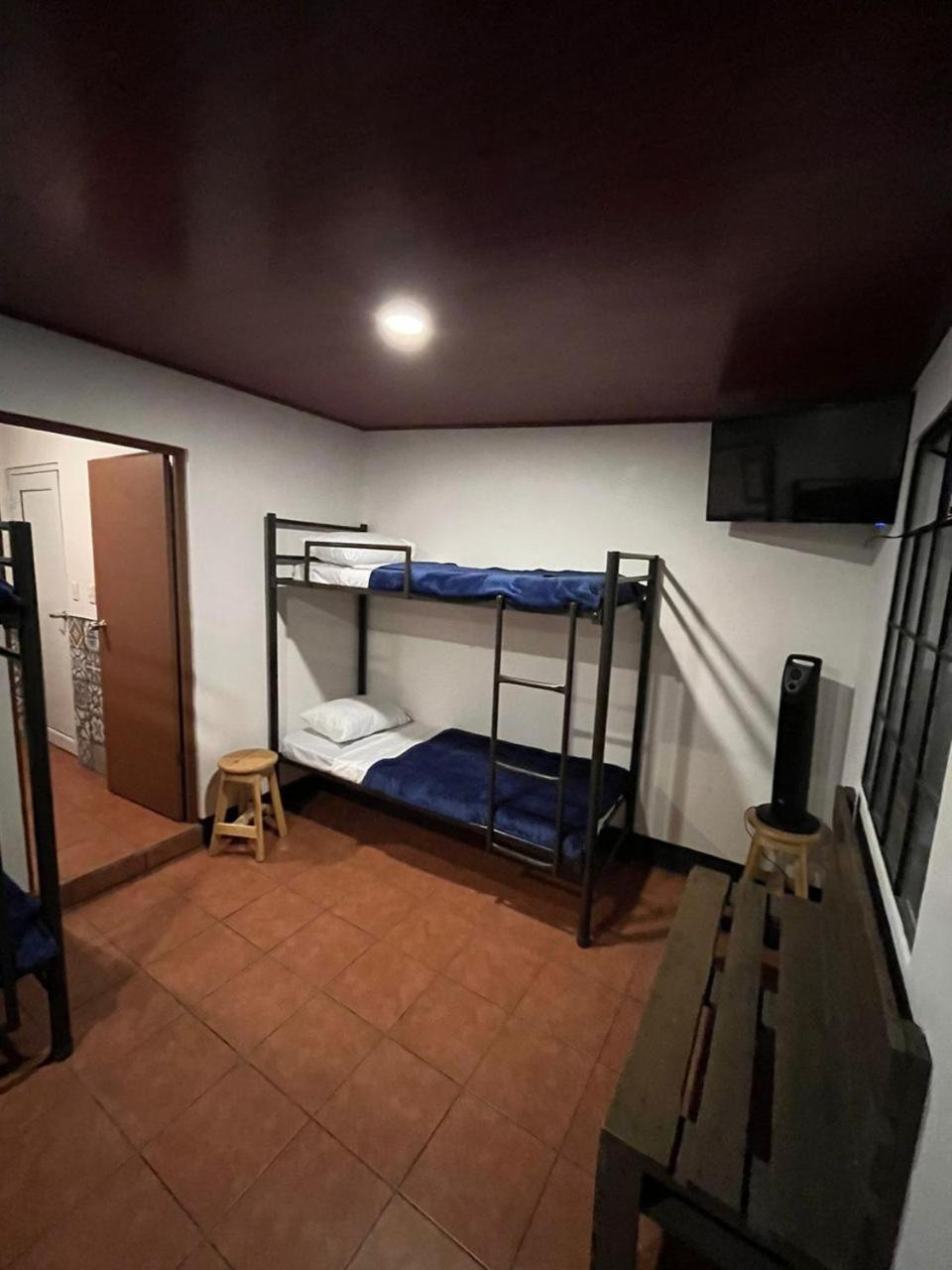 Hostal 17-52 Ciudad Guatemala Eksteriør billede